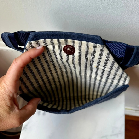Navy Clutch with Triple Bow Detail - Picture 4 of 4